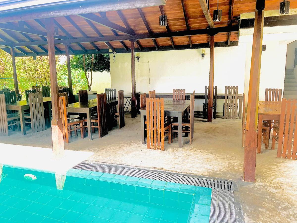 Lagoon Boutique Hotel Kanattegoda Exterior foto