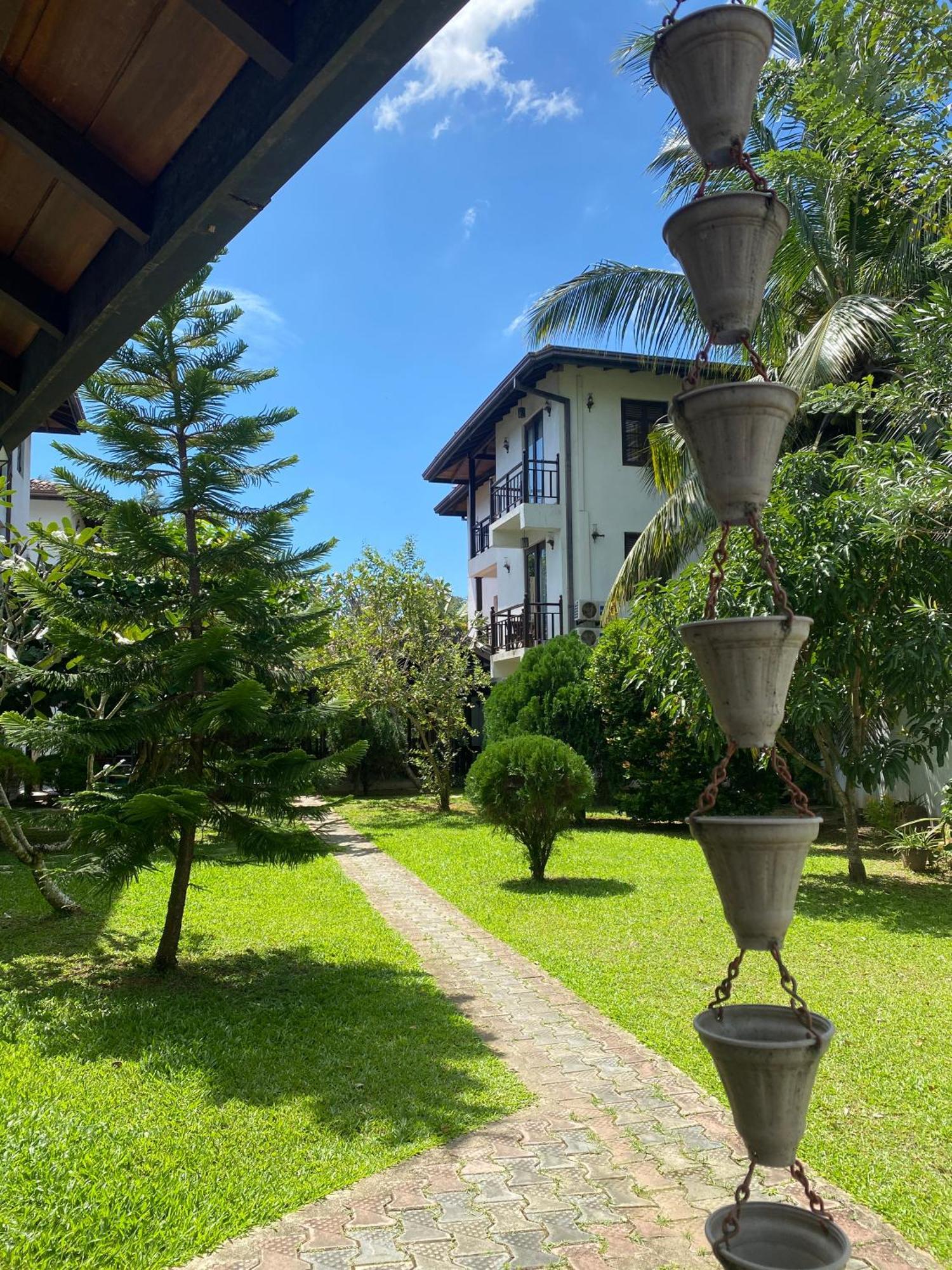 Lagoon Boutique Hotel Kanattegoda Exterior foto