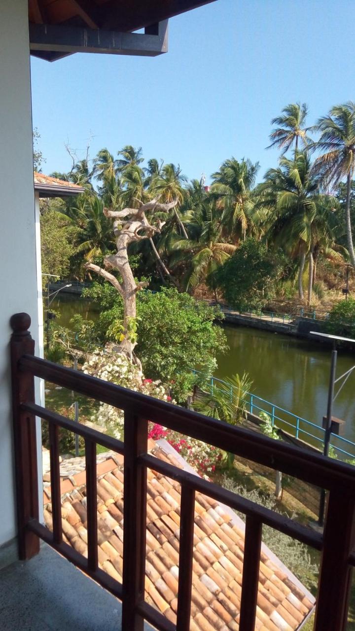 Lagoon Boutique Hotel Kanattegoda Exterior foto