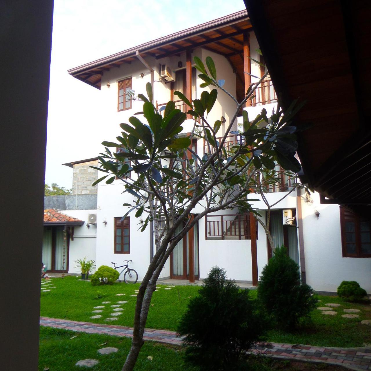 Lagoon Boutique Hotel Kanattegoda Exterior foto